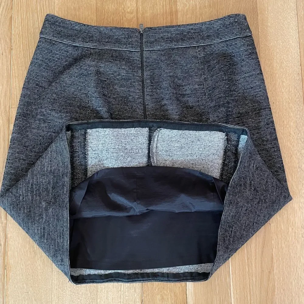 Ann Taylor gray skirt